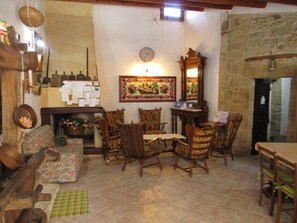 Check-in/check-out kiosk - Sa Dom'e Forru (Collinas)