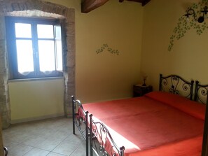 Klassieke kamer, 1 twee- of 2 eenpersoonsbedden, privébadkamer | Luxe beddengoed, donsdekens, Select Comfort-bedden