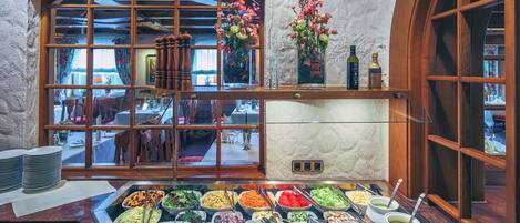 تقديم العشاء