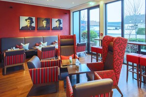 Bar (on property) - Hotel-Restaurant Kunz (Pirmasens)