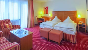 1 bedroom, premium bedding, minibar, in-room safe