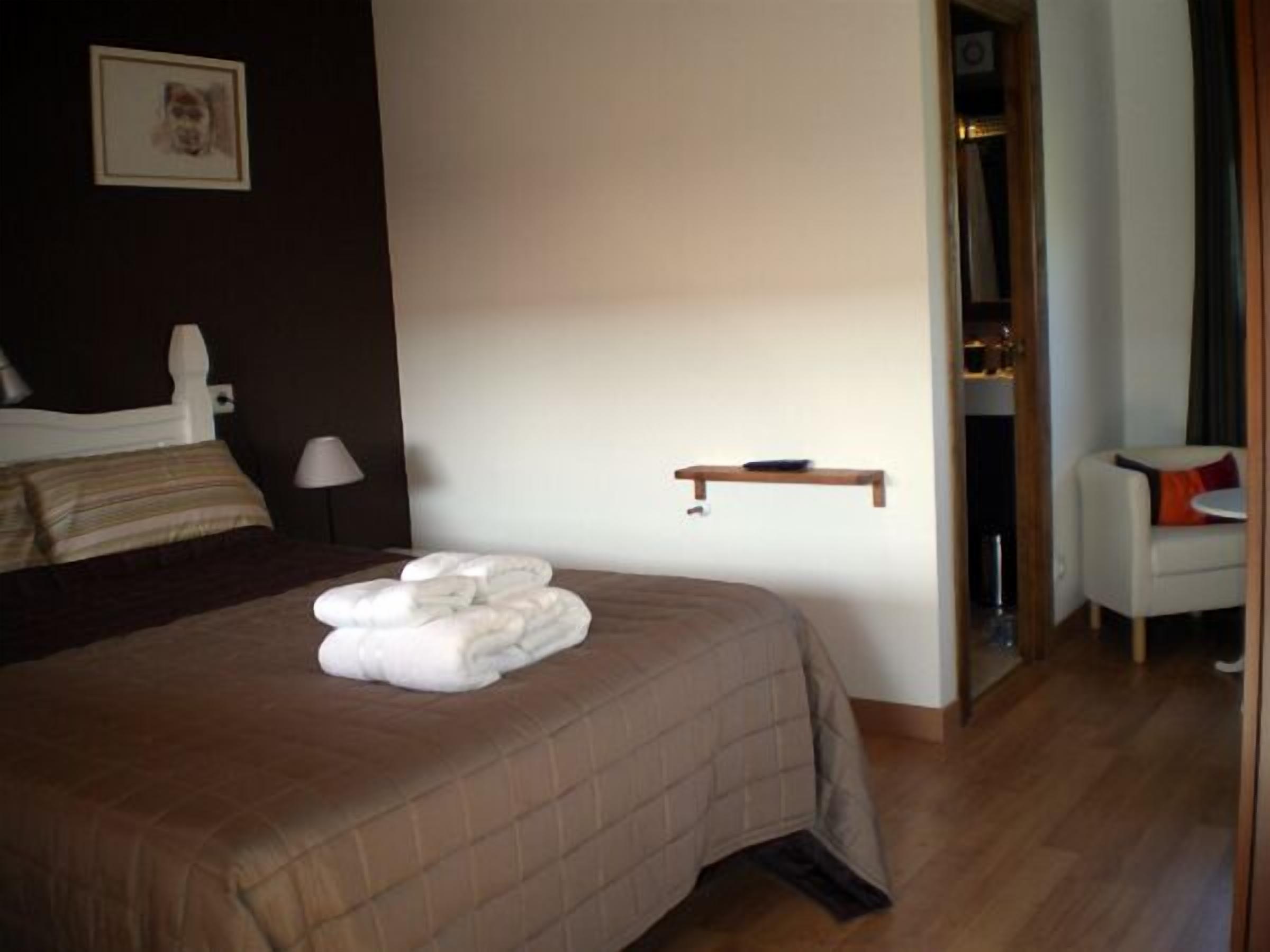 standard double room | memory-foam beds, bed sheets