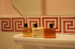 Bañera de hidromasaje, cabezal de ducha con hidromasaje