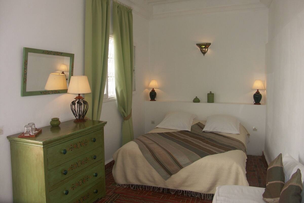 Standard Room, Terrace (Sebaa) | Premium bedding, rollaway beds (surcharge), WiFi (free)