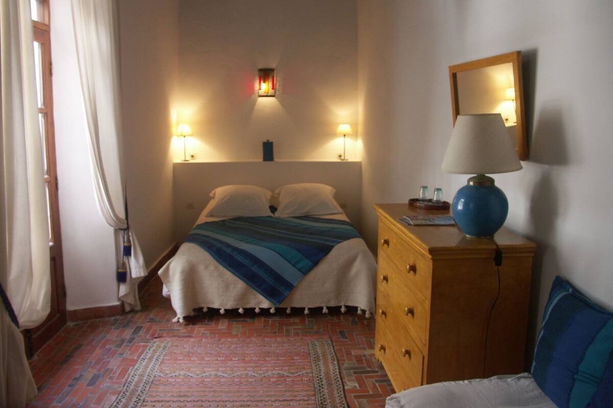 Superior Room (Arbaa) | Premium bedding, rollaway beds (surcharge), WiFi (free)