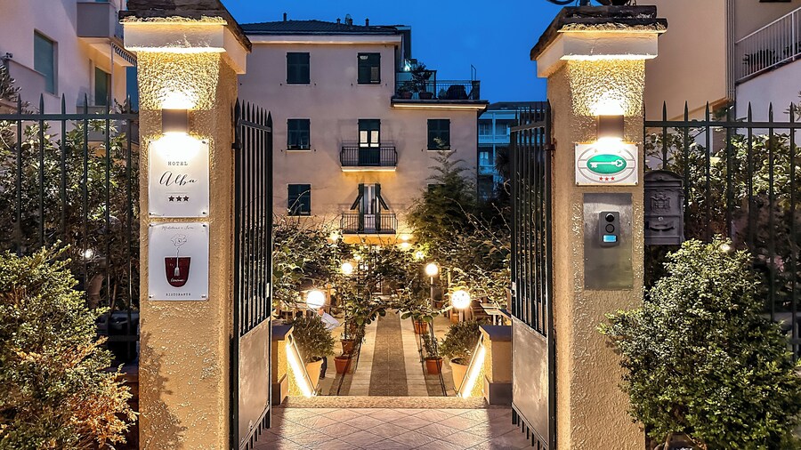 Hotel Alba