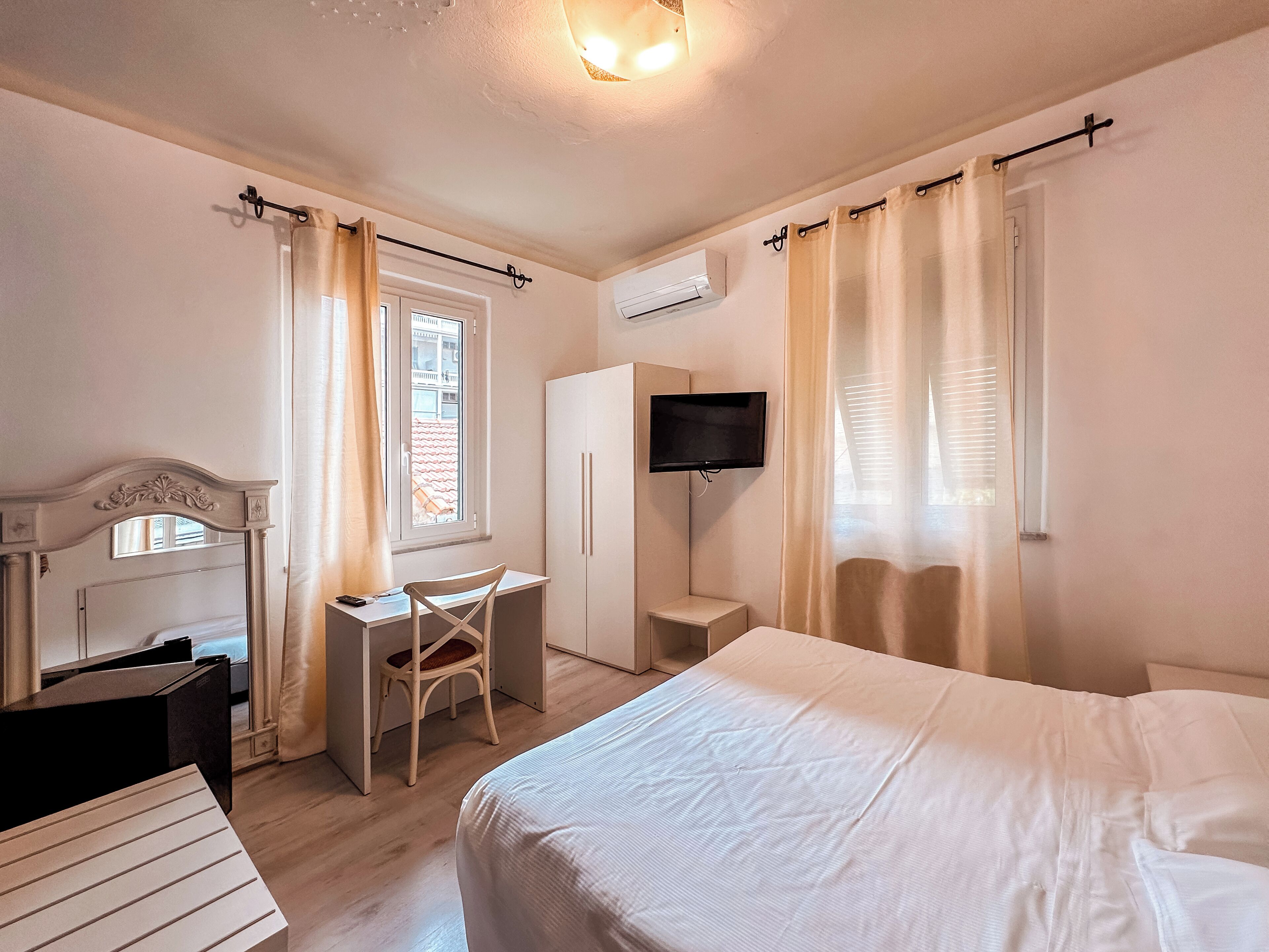 double or twin room | 1 bedroom, premium bedding, down duvets, minibar