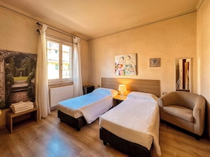 Doppel- oder Zweibettzimmer | 1 Schlafzimmer, hochwertige Bettwaren, Daunenbettdecken, Minibar