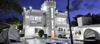 Le Castel Blanc Hotel Boutique