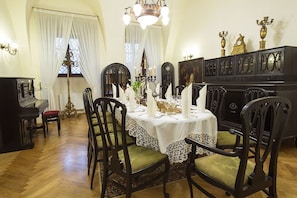 Reception hall