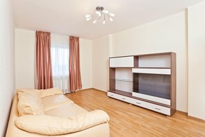 Appartement, 2 chambres, cuisine | Salle de séjour | Télévision