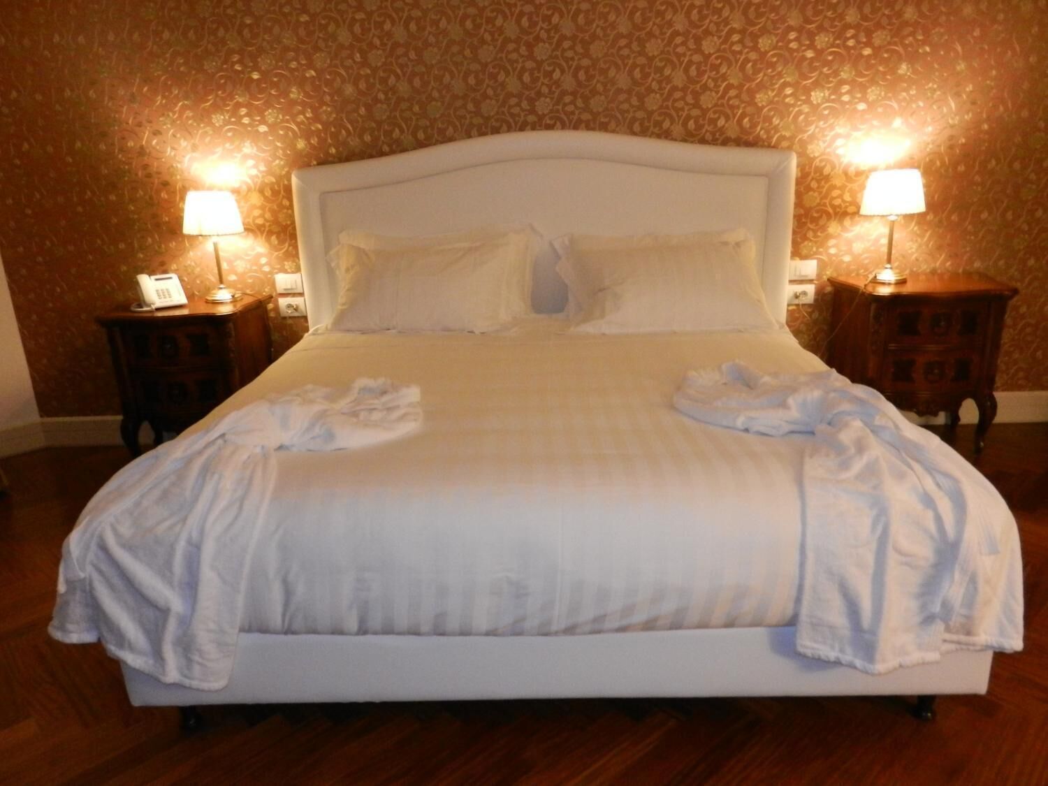 premium bedding, minibar, in-room safe, individually decorated