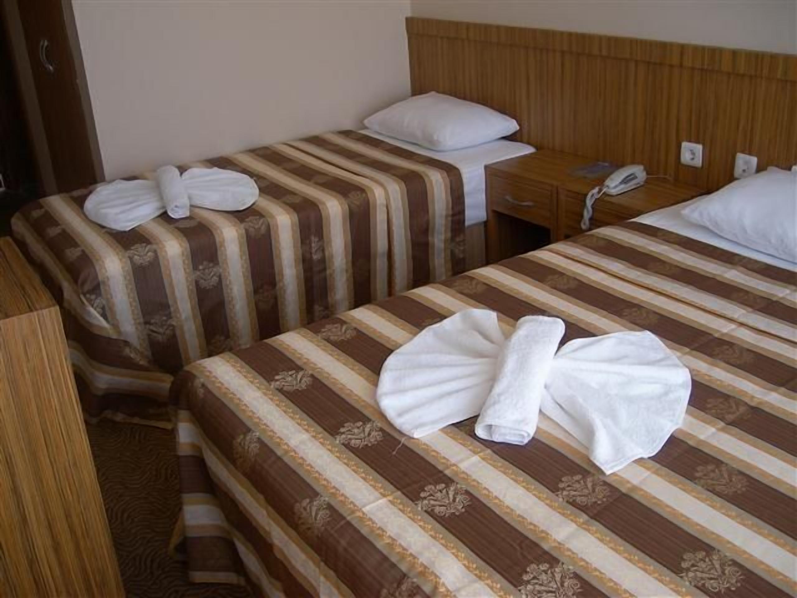 Photo - Lara Kapris Hotel