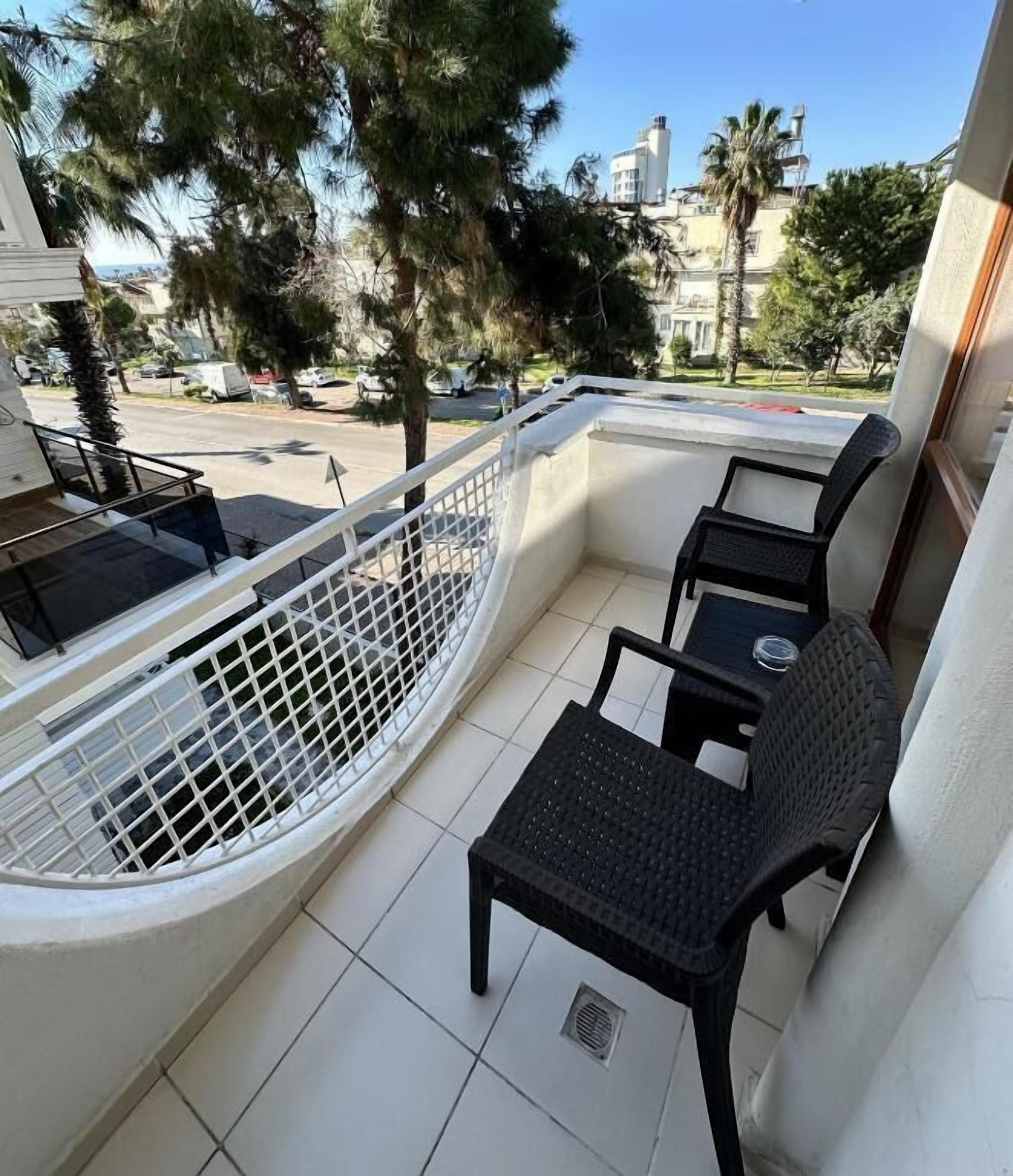 Photo - Lara Kapris Hotel