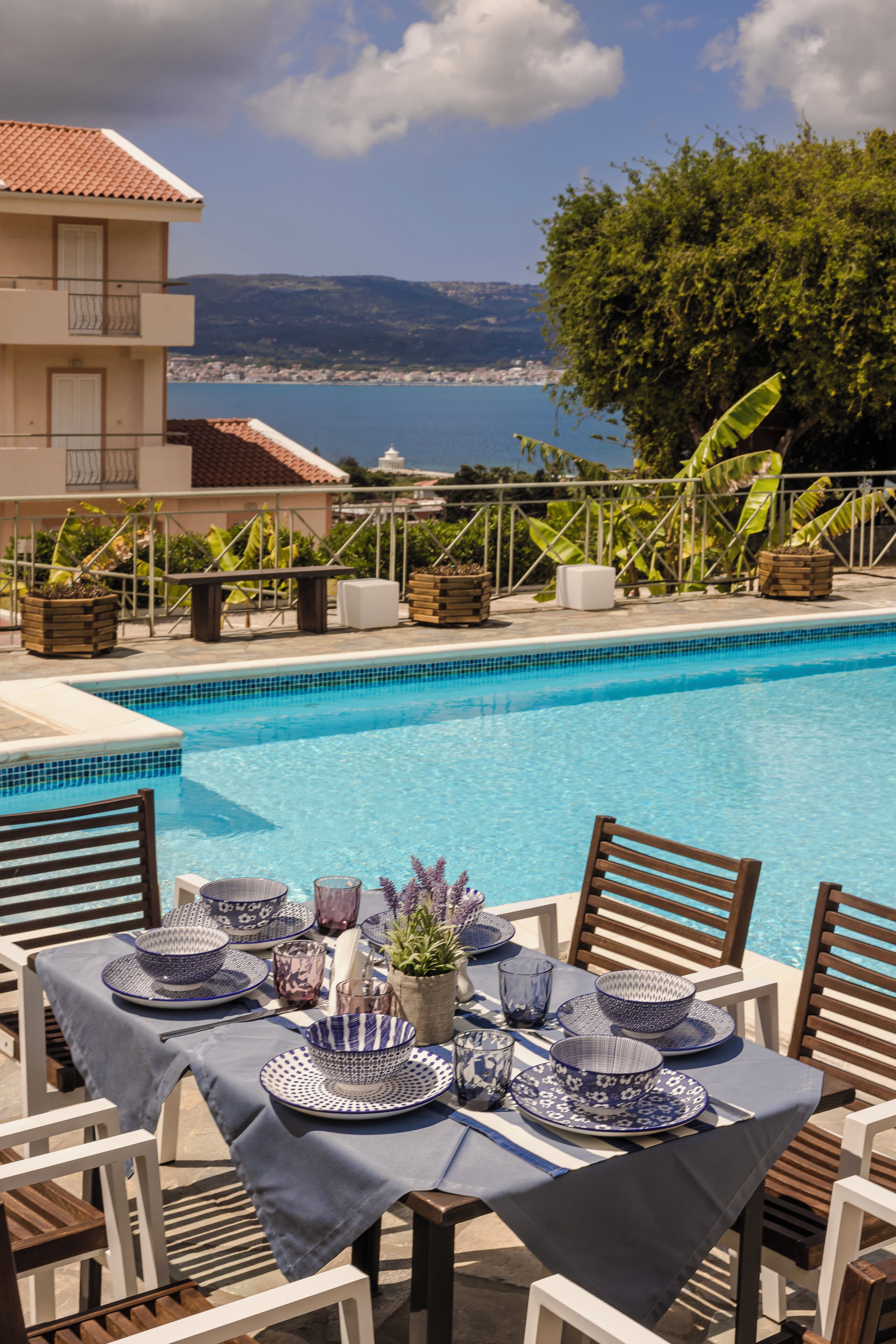 daily buffet breakfast (eur 17.5 per person)