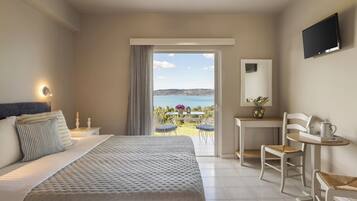 Down duvets, in-room safe, soundproofing, iron/ironing board