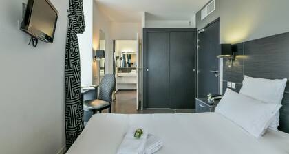 Logis Hôtel & Restaurant La Villa Bleue