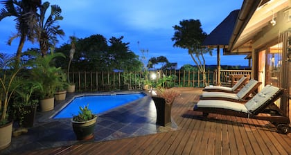 Ndiza Lodge & Cabanas