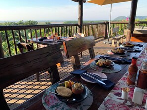 Breakfast area - Ndiza Lodge & Cabanas (St. Lucia)