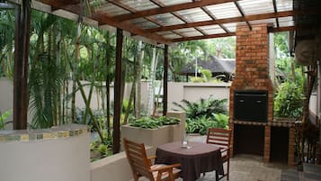 Chalet, 1 Doppelbett | Terrasse/Patio