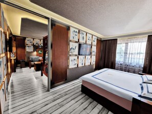 Comfort Suite, 2 Bedrooms | 1 bedroom, premium bedding, desk, iron/ironing board