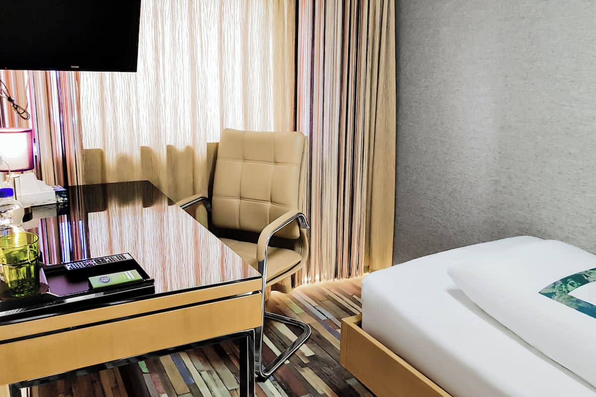 Standard Single Room | 1 bedroom, premium bedding, desk, iron/ironing board