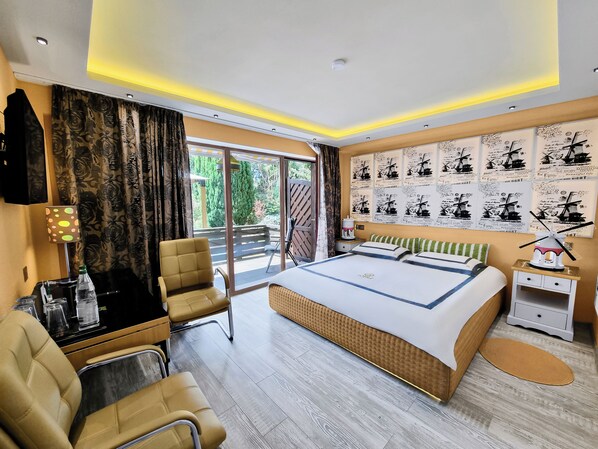 Comfort-rum - 2 sovrum | 1 sovrum, sängtillbehör av högsta kvalitet och skrivbord