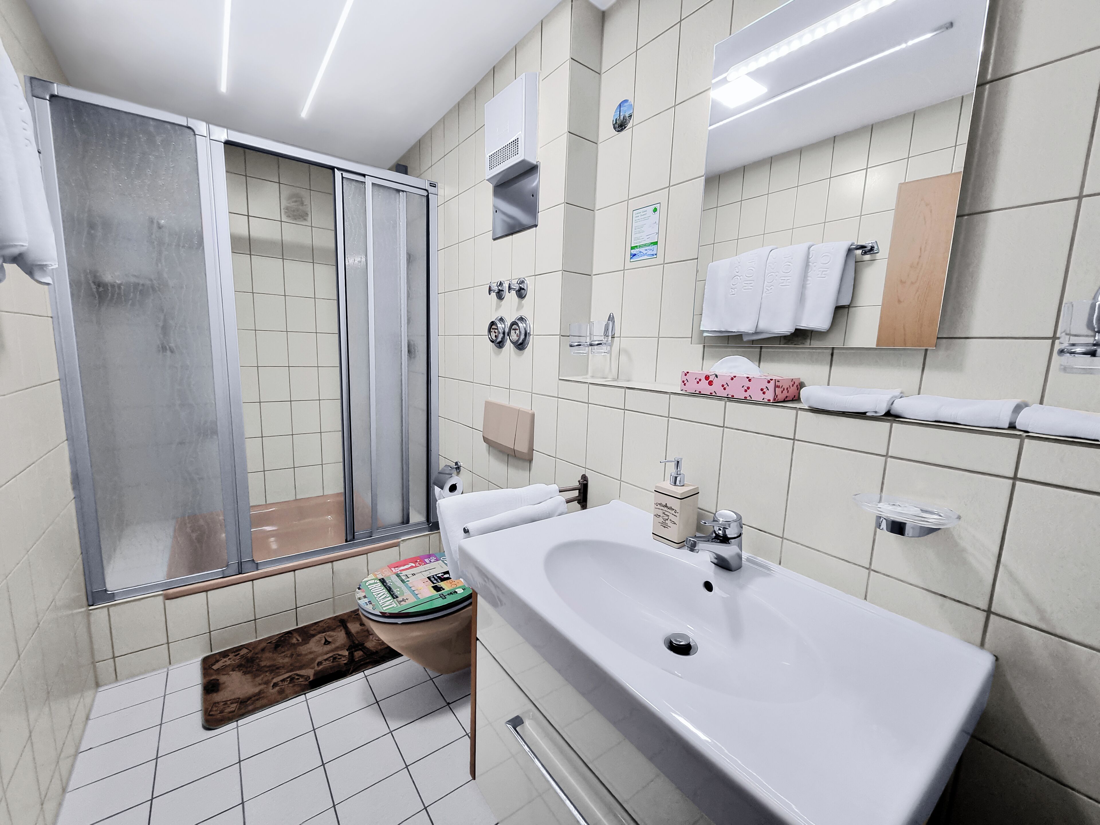 comfort apartment, 2 bedrooms, kitchen | bathroom | free toiletries, hair dryer, towels