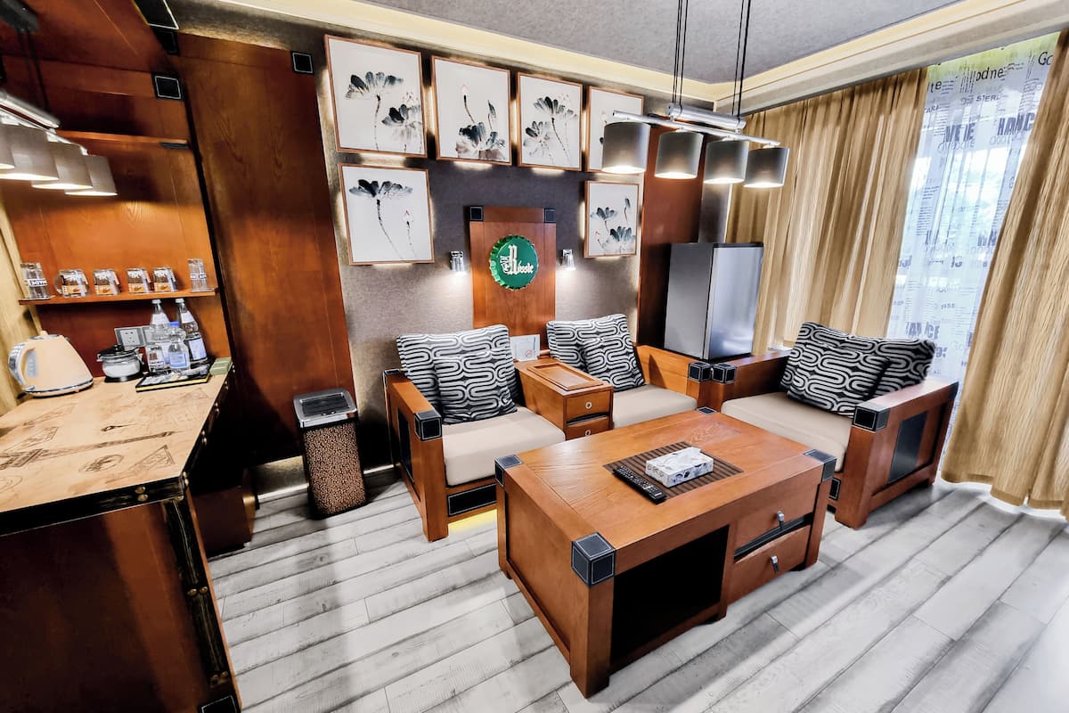 comfort suite, 2 bedrooms | premium bedding, desk, iron/ironing board, free wifi