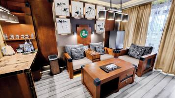 Comfort Suite, 2 Bedrooms | 1 bedroom, premium bedding, desk, iron/ironing board