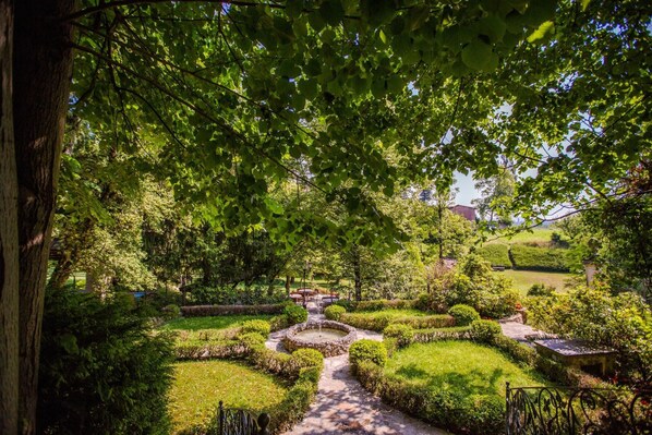 Property grounds - Corte del Passone (Montevecchia)