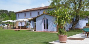 Front of property - Casa Fontanino (Montecarlo)