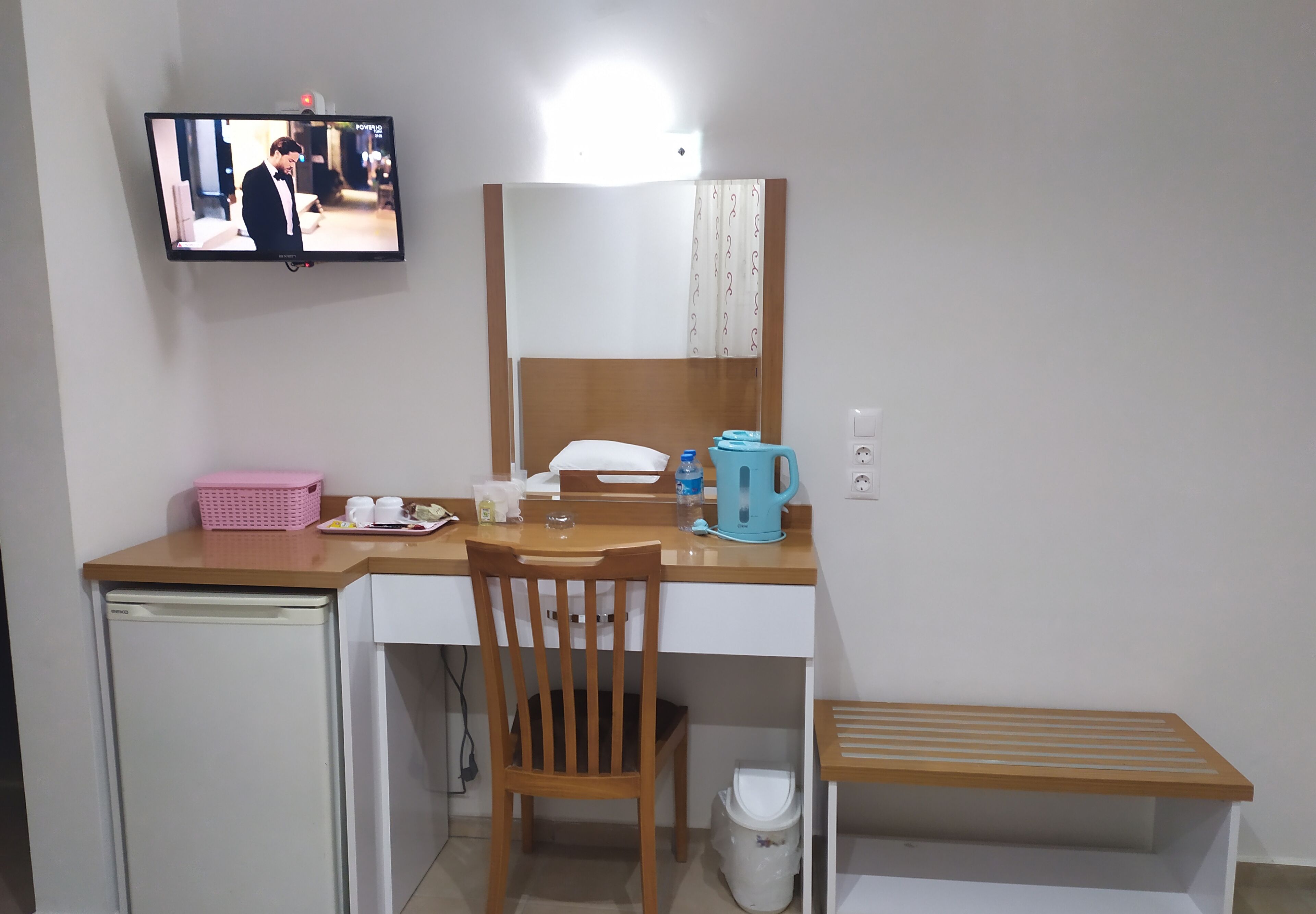 in-room safe, blackout curtains, free wifi, bed sheets