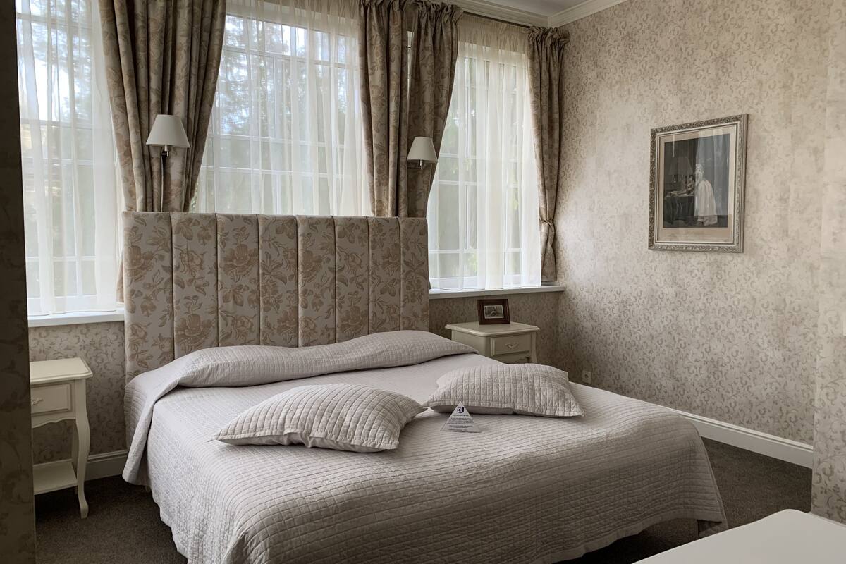 junior double room | 1 bedroom, memory-foam beds, minibar, in-room safe