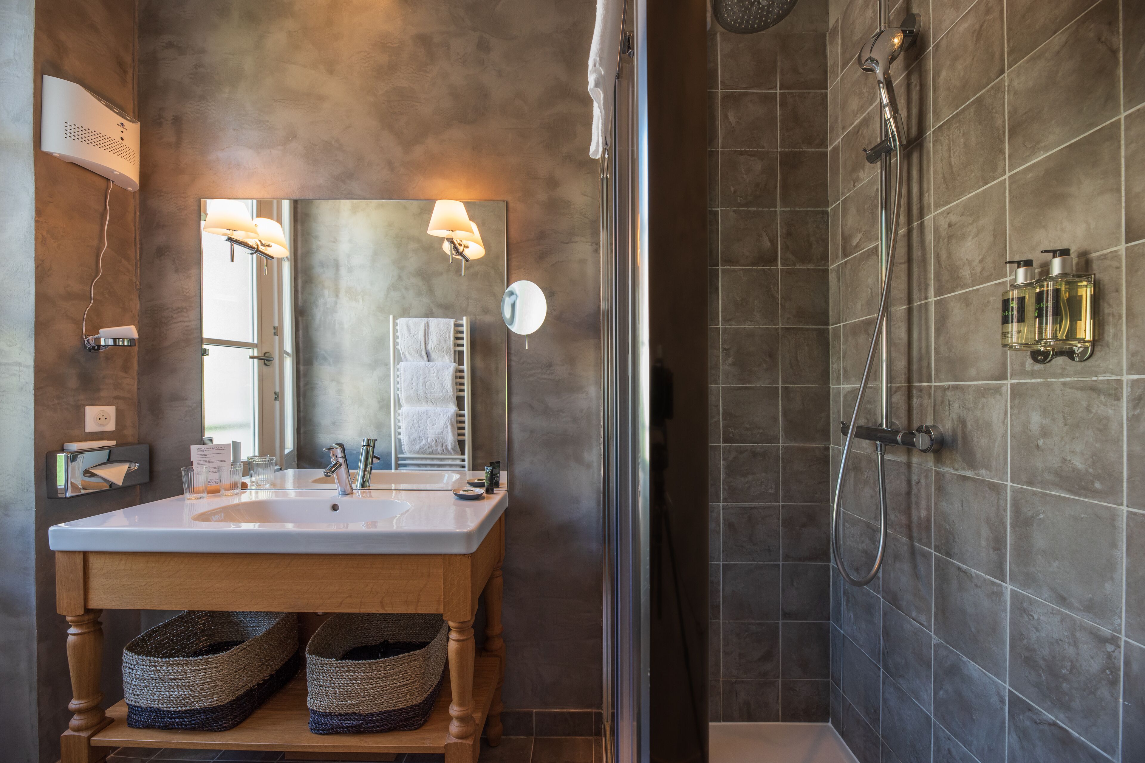 superior double or twin room, mountain view | bathroom | free toiletries, hair dryer, towels