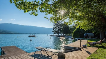 Dock