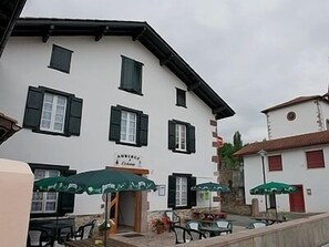 Exterior - Auberge Etchoinia (Lasse)