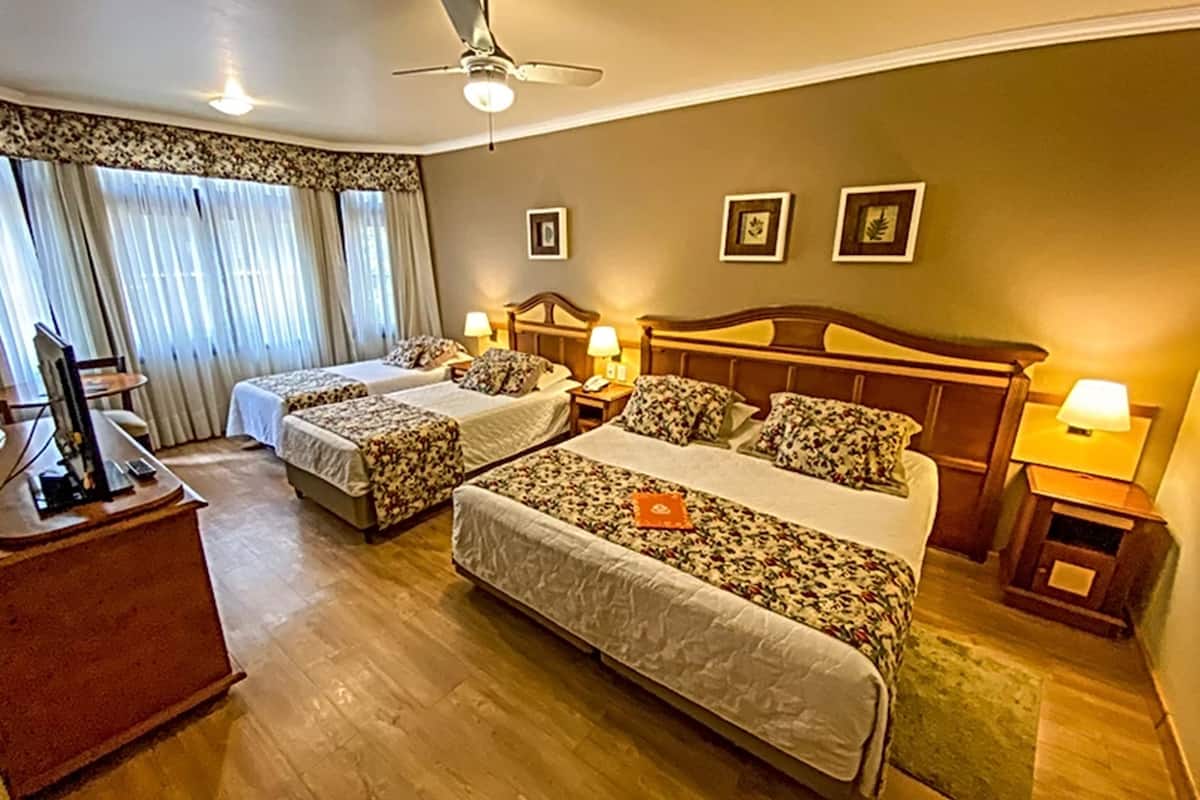 luxo superior | 15 bedrooms, minibar, in-room safe, desk