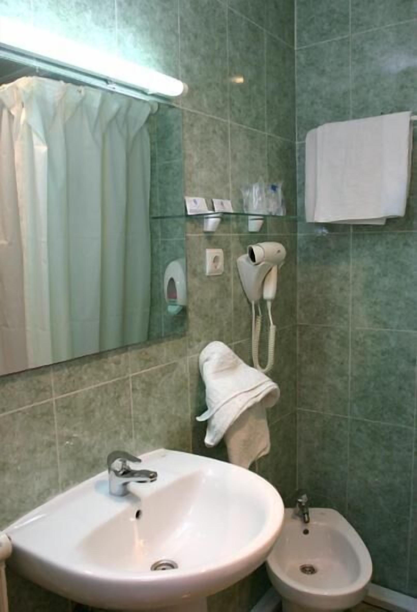 Photo - Hotel Cervantes