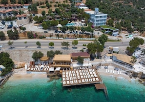 Spiaggia privata, snorkeling, un bar sulla spiaggia, pesca