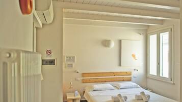 Chambre Double Standard, salle de bains privée, vue jardin