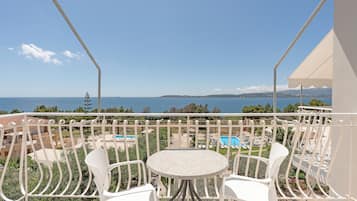 Studio, merinäköala | Näkymä parvekkeelta