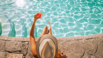 Alberca al aire libre por temporada