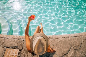 Seasonal outdoor pool