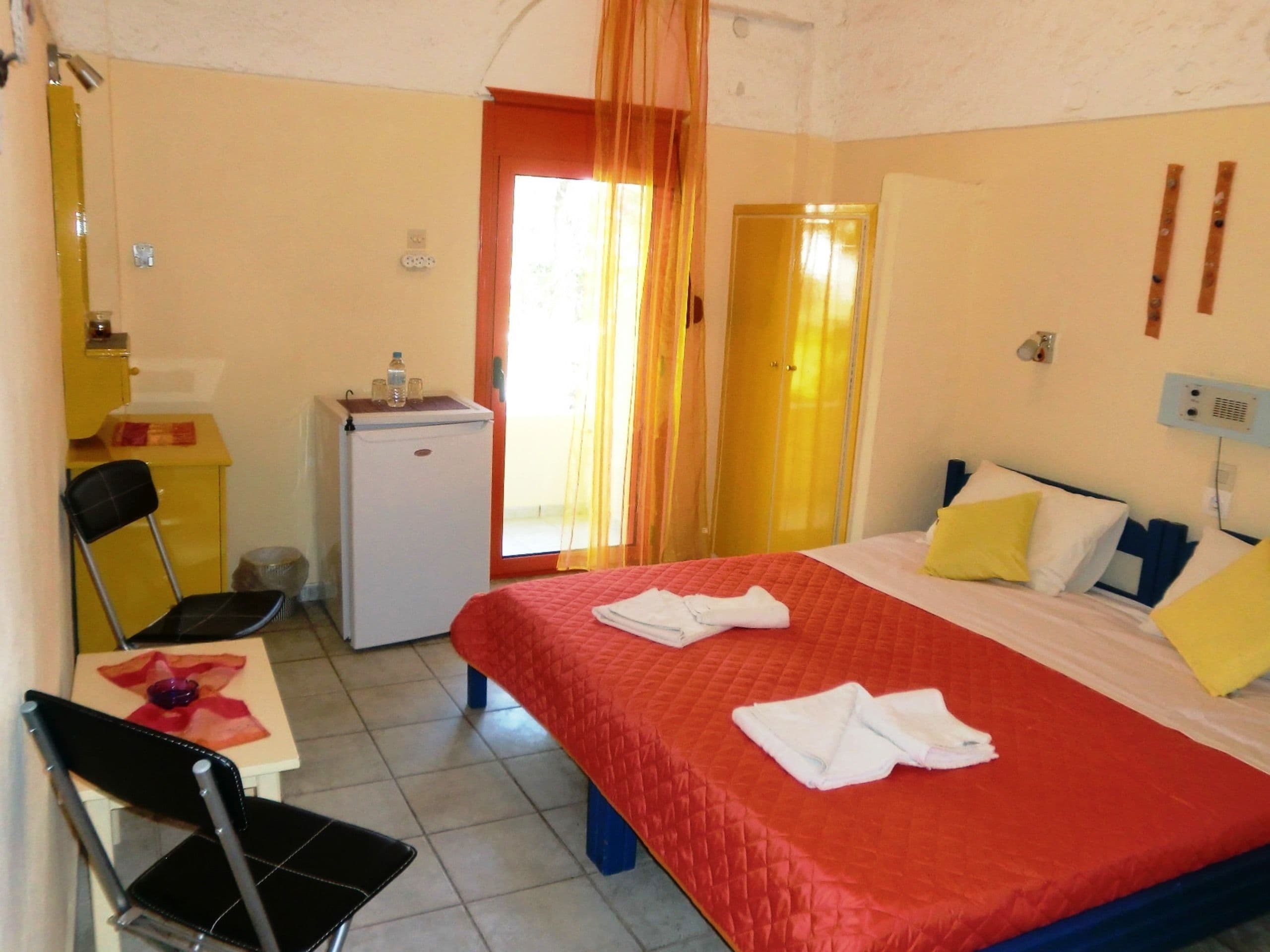 In-room safe, individually decorated, blackout drapes