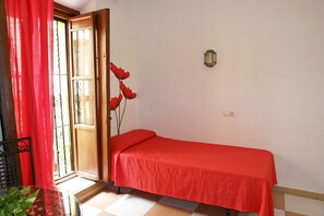 Room - Hostal San Lorenzo (Seville)