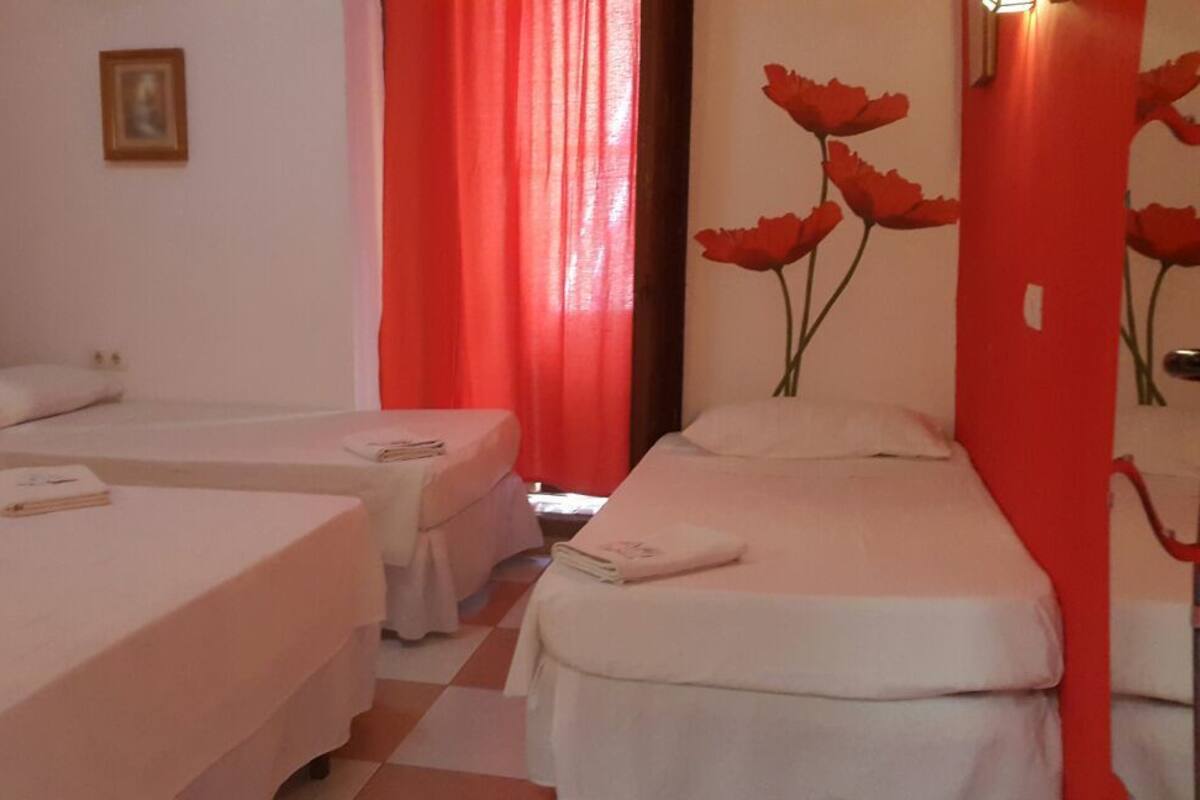 Desk, cribs (surcharge), WiFi (free)