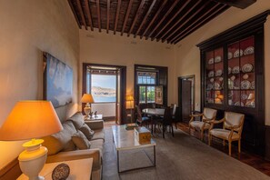 Deluxe Suite | Living area - Isla Baja Suites (Garachico)