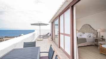 Deluxe Suite, Terrace | Terrace/patio