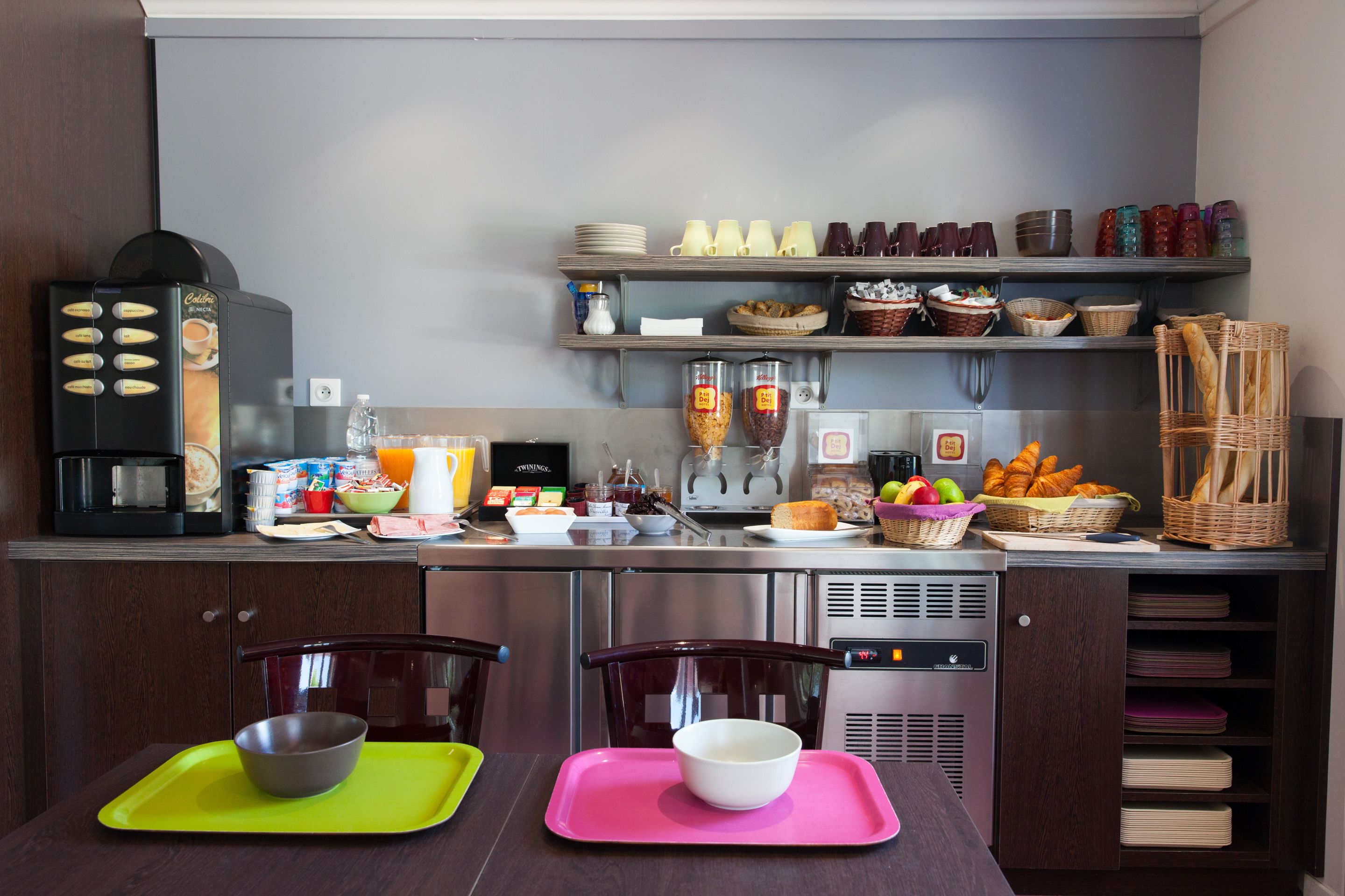 Foto - The Originals Access, Hôtel Bordeaux Lac